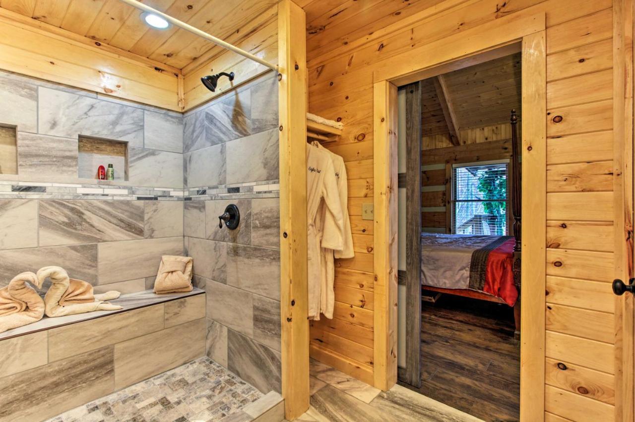 Sevierville Cabin With Private Hot Tub And Fireplace! ภายนอก รูปภาพ