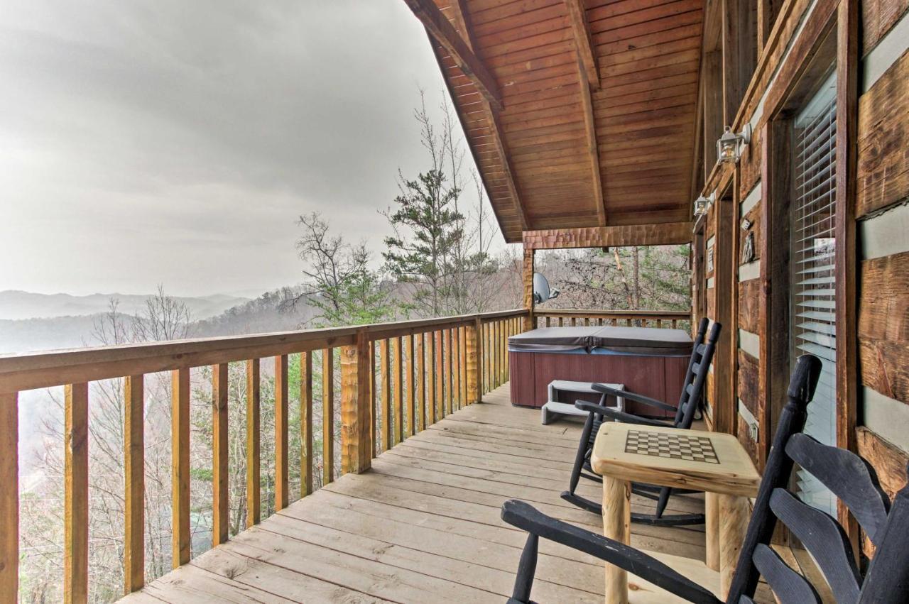 Sevierville Cabin With Private Hot Tub And Fireplace! ภายนอก รูปภาพ